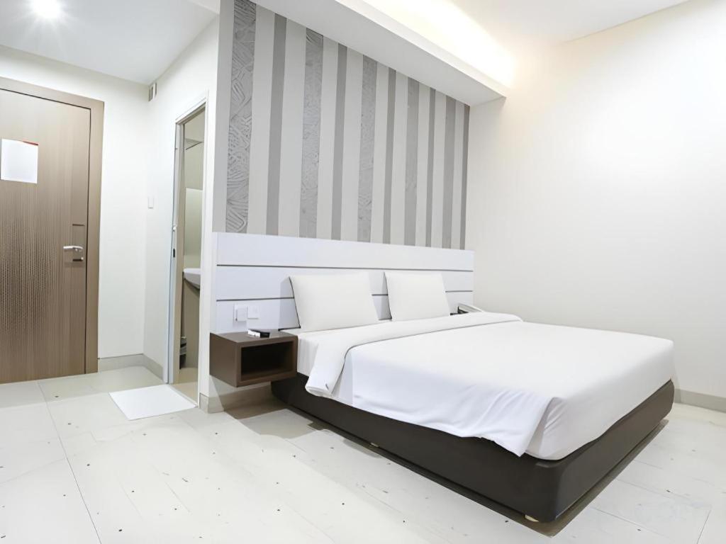 Redlink Hotel Нагоя Екстериор снимка