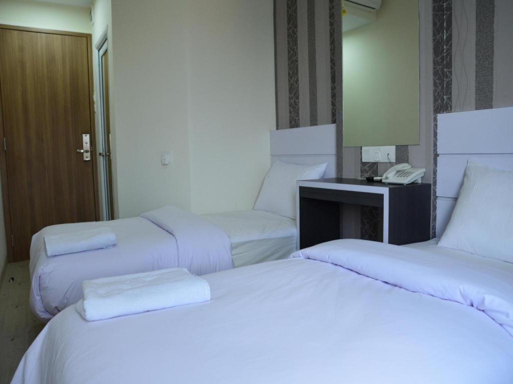 Redlink Hotel Нагоя Екстериор снимка