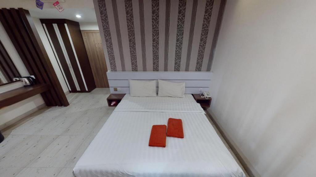 Redlink Hotel Нагоя Екстериор снимка