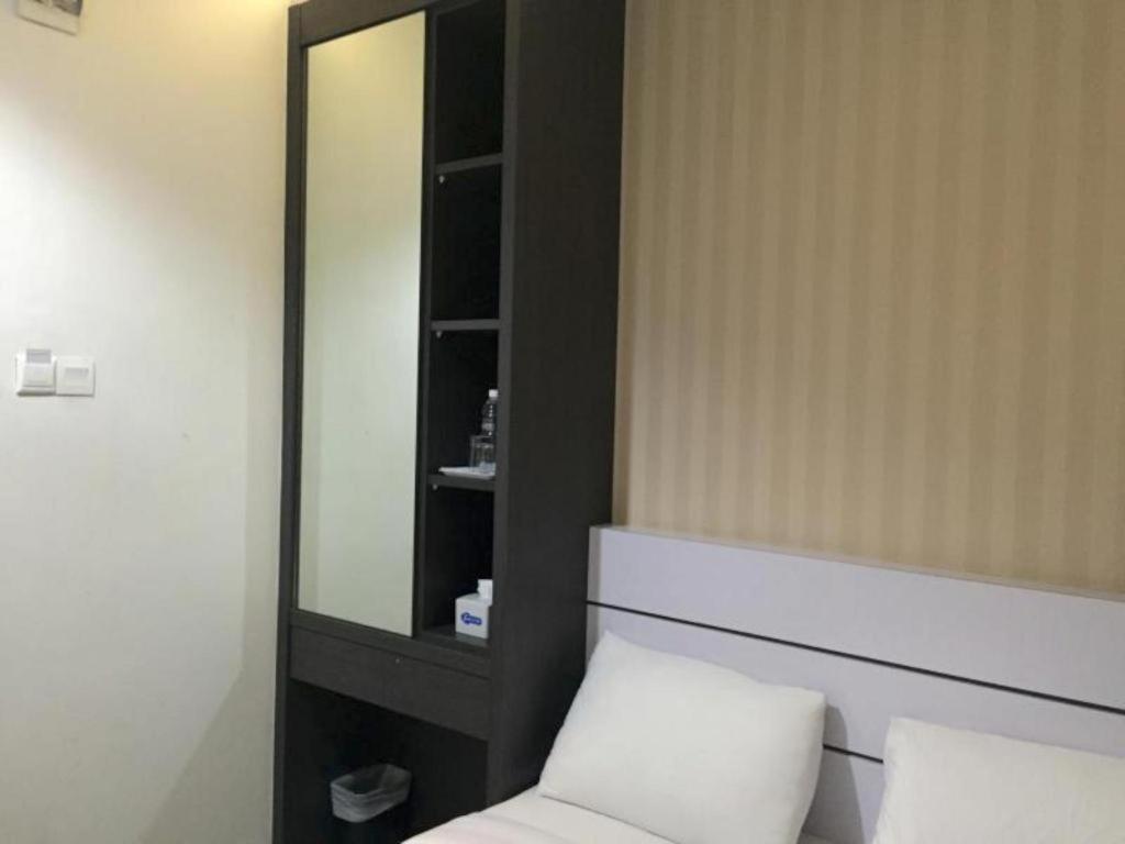Redlink Hotel Нагоя Екстериор снимка