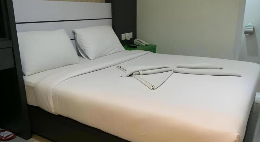 Redlink Hotel Нагоя Екстериор снимка