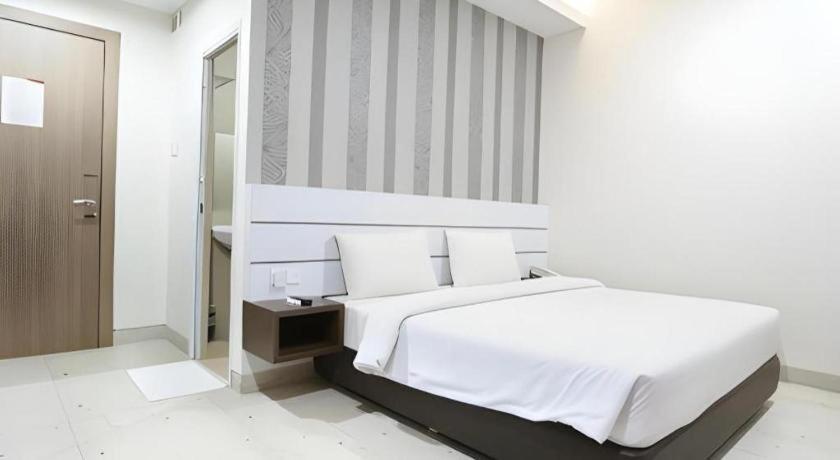 Redlink Hotel Нагоя Екстериор снимка