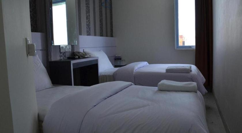 Redlink Hotel Нагоя Екстериор снимка
