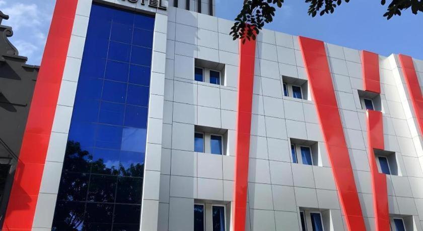 Redlink Hotel Нагоя Екстериор снимка